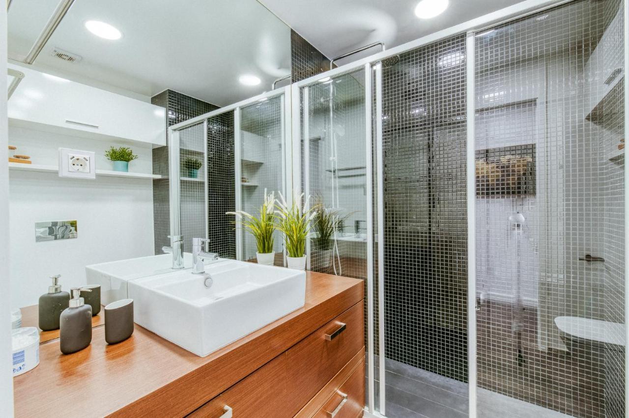 Rym Apartment - Madalenas Funchal Dış mekan fotoğraf